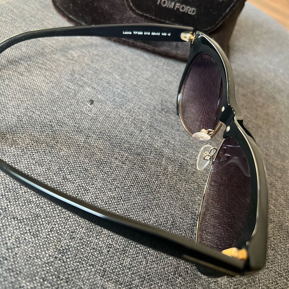 Tom Ford authentic - Picture 9 of 10